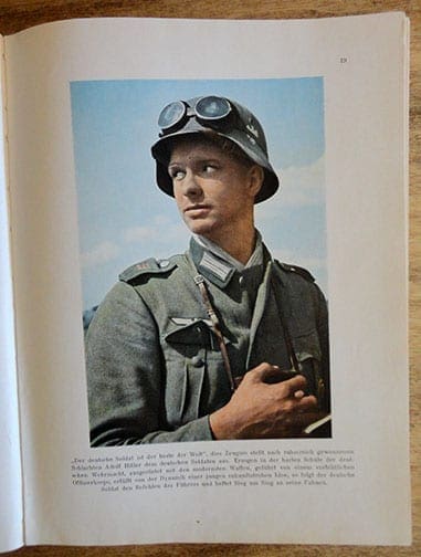 1941 THIRD REICH FULL COLOR PHOTO BOOK ON THE WEHRMACHT