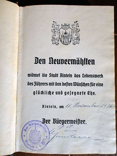 PRIVATE OR LIBRARY BINDINGS OF ADOLF HITLERS "MEIN KAMPF" (2) d