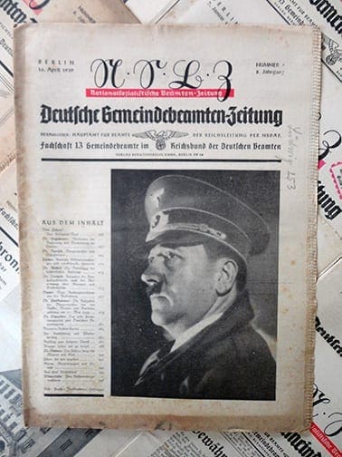 1939-41 OFFICIAL NAZI BEAMTENZEITUNG PERIODICAL LOT