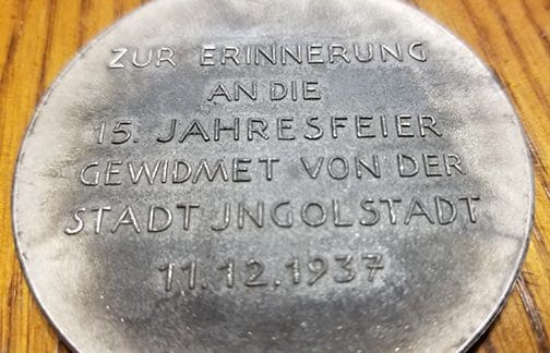 Alte Kaempfer plaque 1221 Pi 3