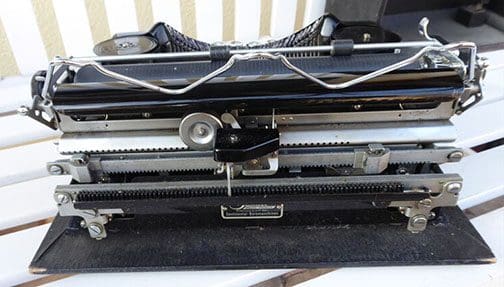 SS typewriter 0322 TD 4
