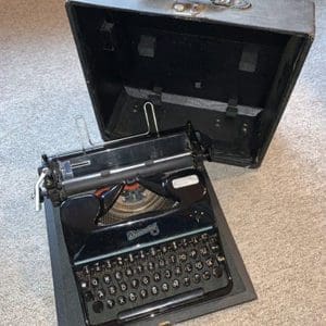 LW typewriter 0422 TD 11