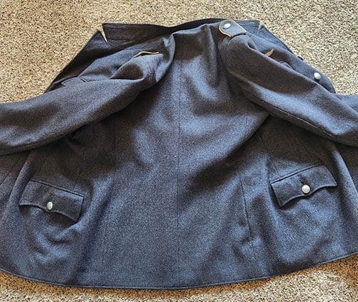 LW uniform 0723 Pi 12