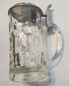 04L glass mug 0225 Pi 1