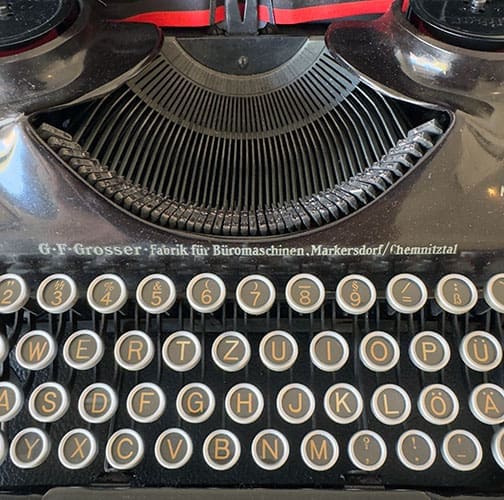 SS typewriter 0425 AL 5