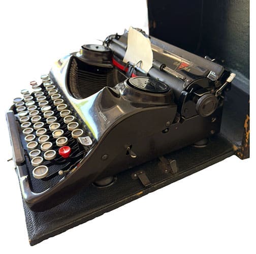 SS typewriter 0425 AL 7