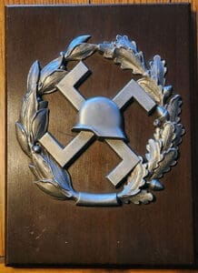 swastika plaque 0226 Pi 1