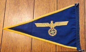 KM pennant 0526 Pi 1