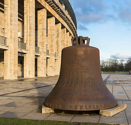 1936 KPM Olympia bell 0626 12
